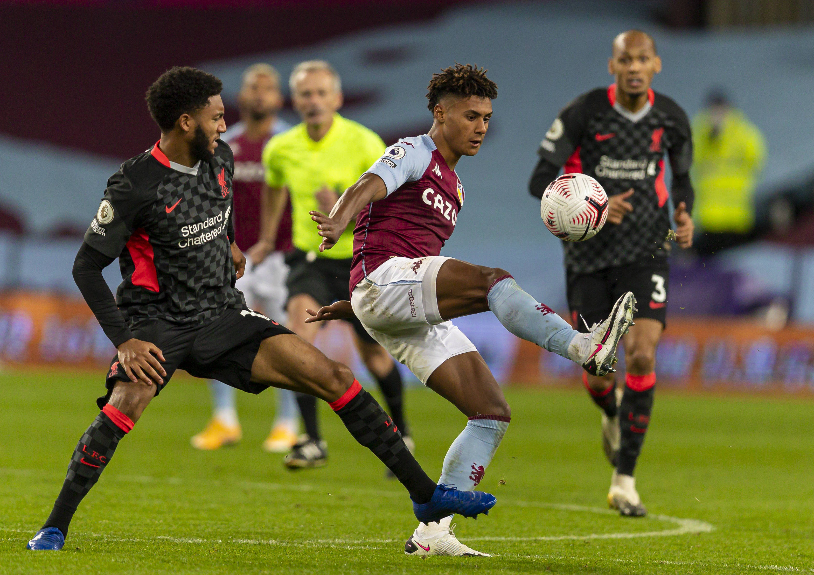 表现异常出 表现异常出